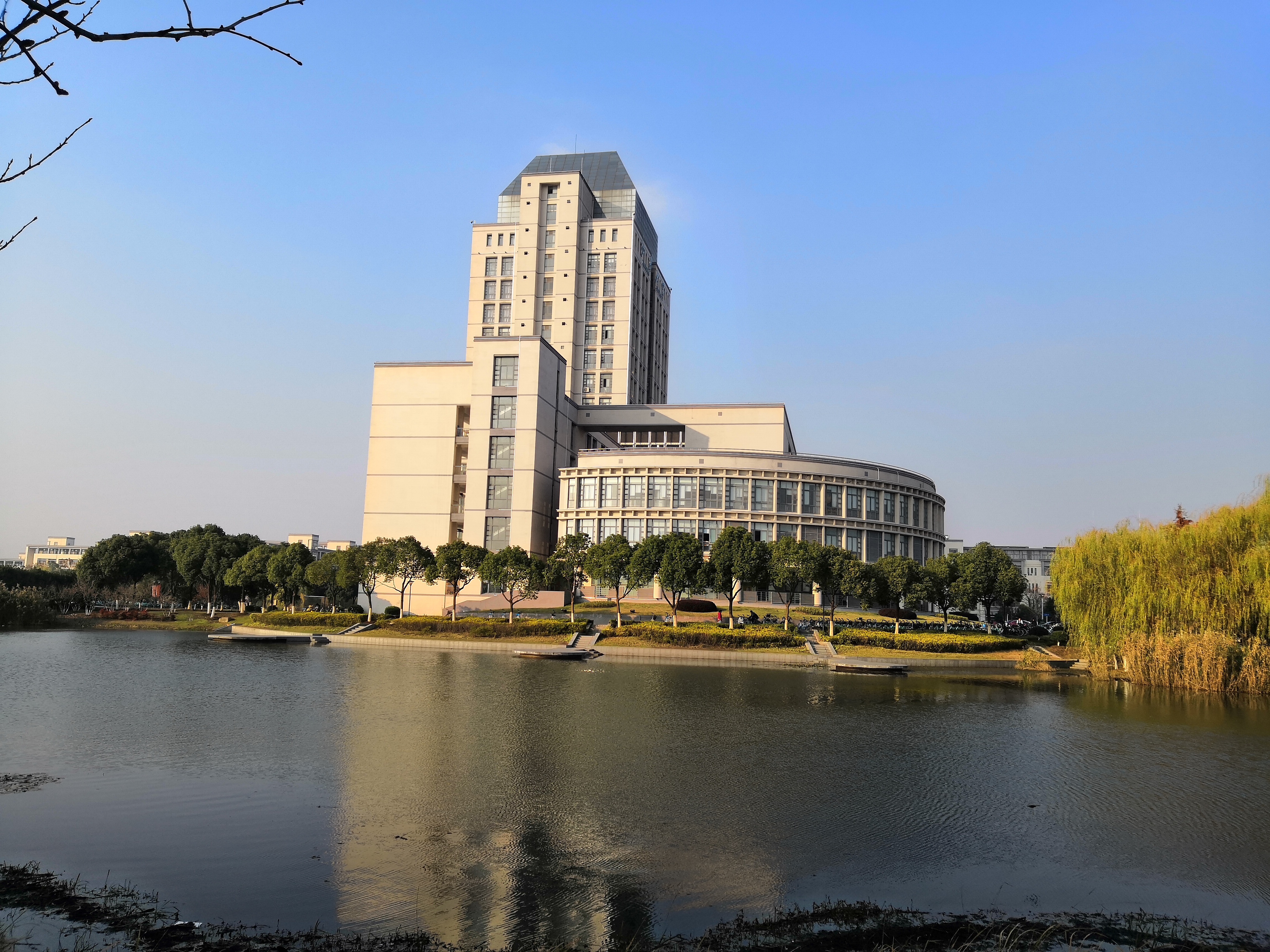 江南大學(xué)圖書(shū)館.jpg